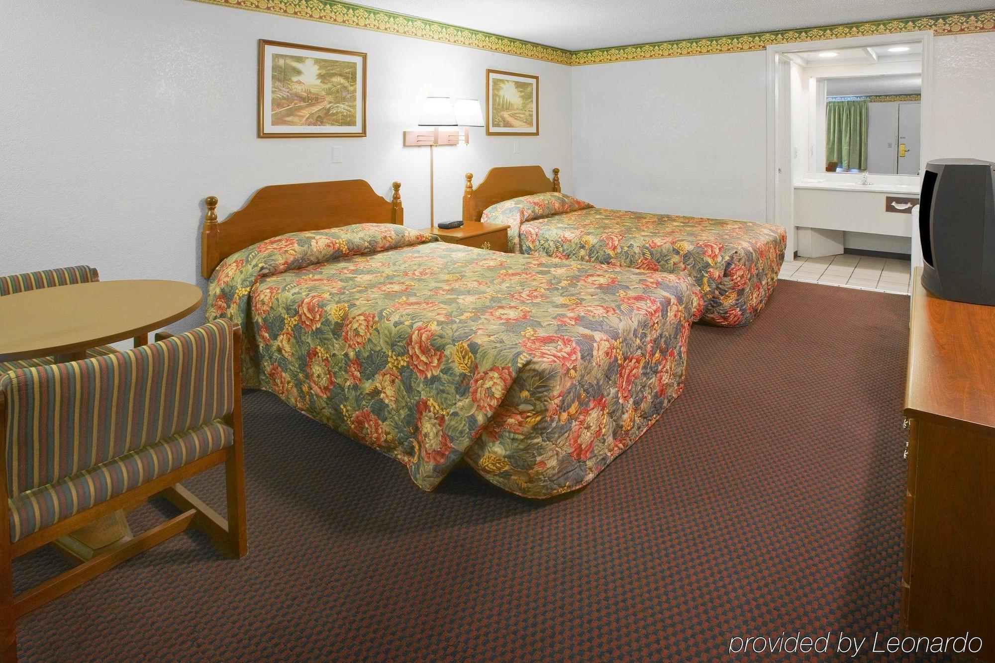 Fairbridge Inn Express ميريلفيل الغرفة الصورة